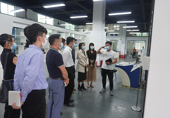 東莞市檢驗檢測認證協(xié)會領導蒞臨指導工作-3